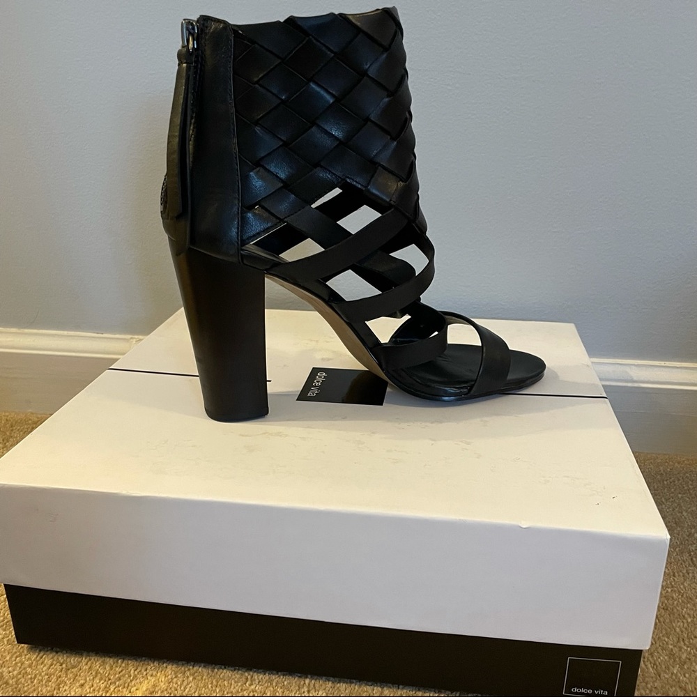 Dolce Vita Nikita Black Leather Heels with Back Zip Size 9